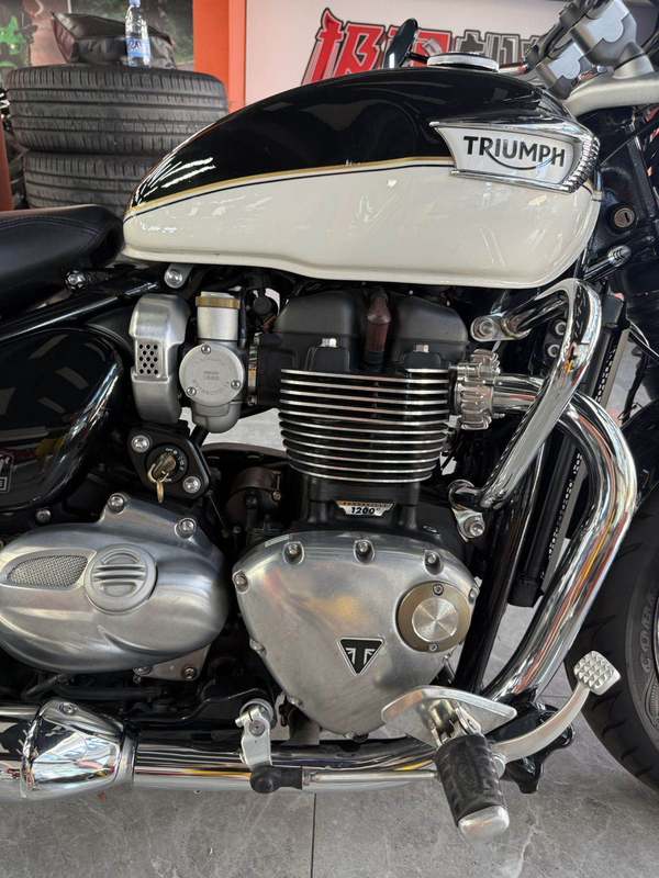 二手凯旋Bonneville Speedmaster