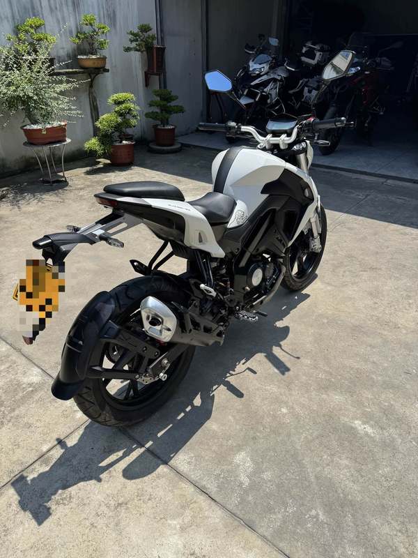 二手贝纳利小迅龙 BN150S