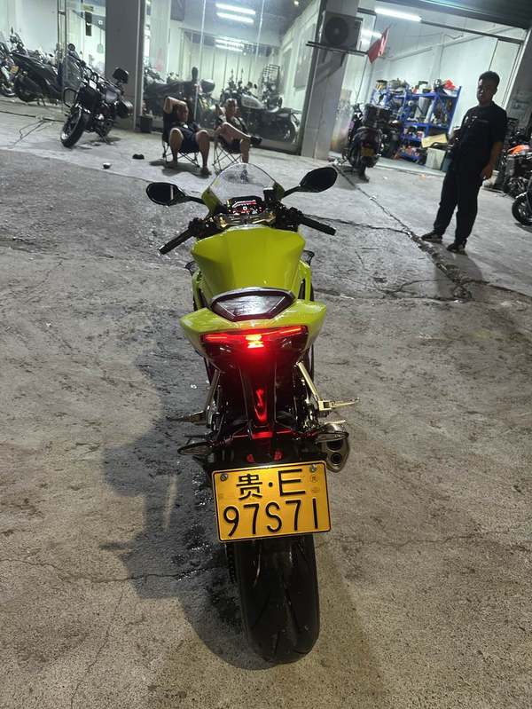 二手张雪机车500RR
