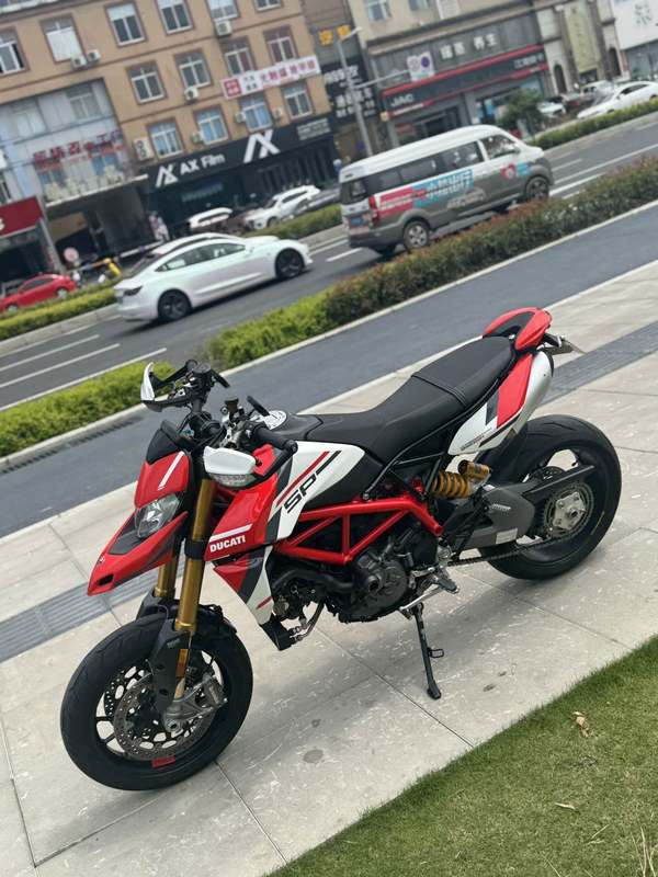 二手杜卡迪Hypermotard 950