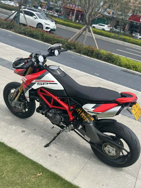 二手杜卡迪Hypermotard 950