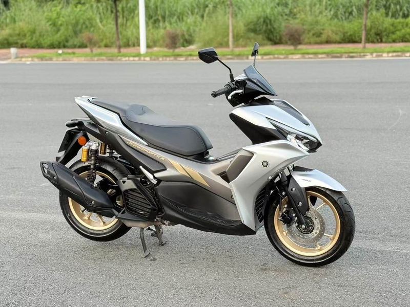 二手雅马哈AEROSPORTS X