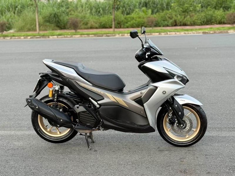 二手雅马哈AEROSPORTS X