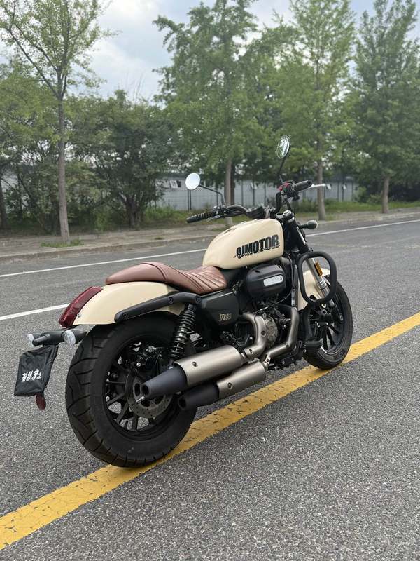 二手QJMOTOR闪300