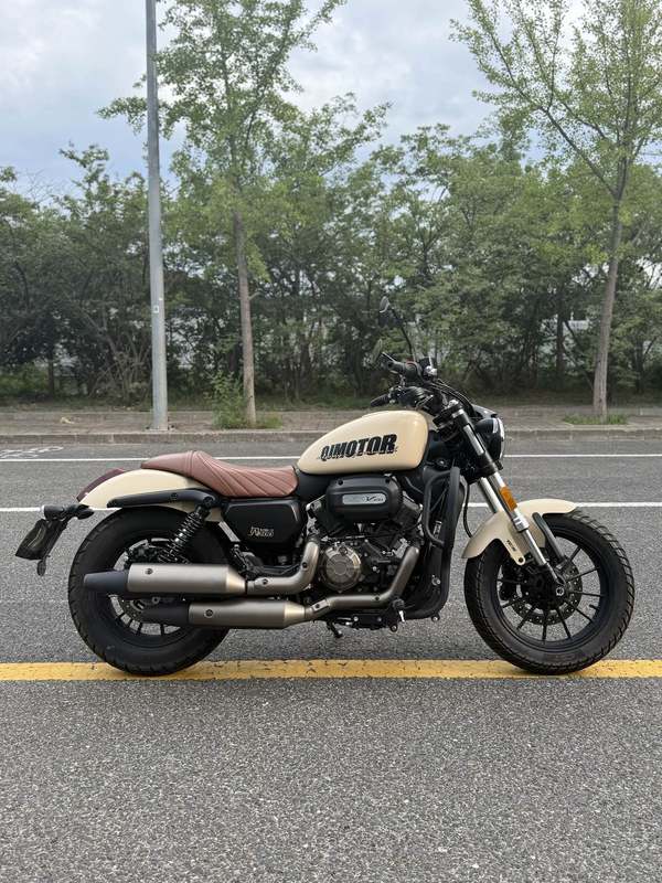 二手QJMOTOR闪300