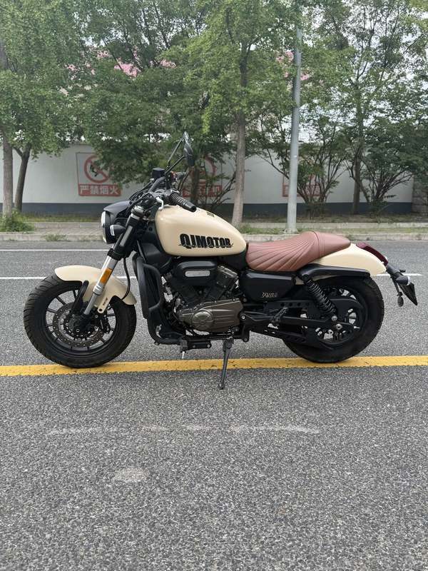 二手QJMOTOR闪300