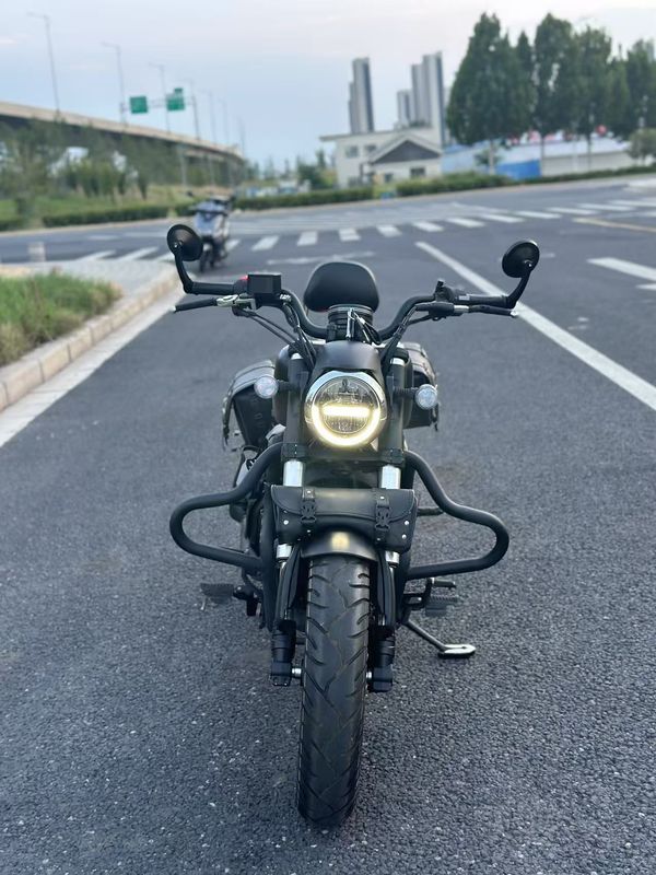 二手QJMOTOR闪300