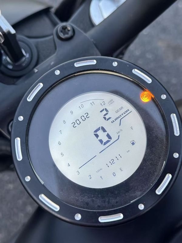 二手QJMOTOR闪300