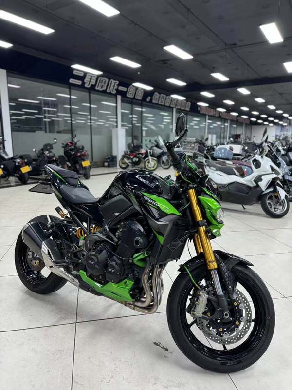二手川崎Z900