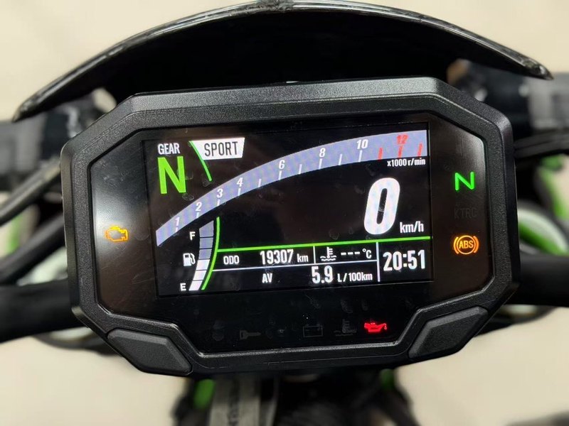 二手川崎Z900