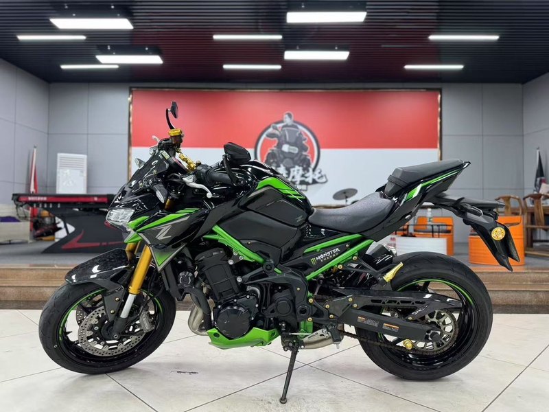 二手川崎Z900
