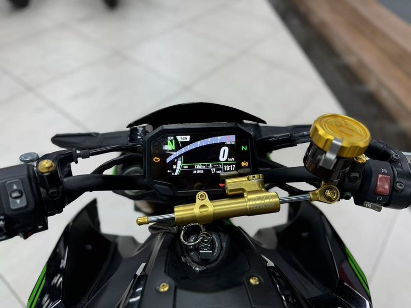 二手川崎Z900