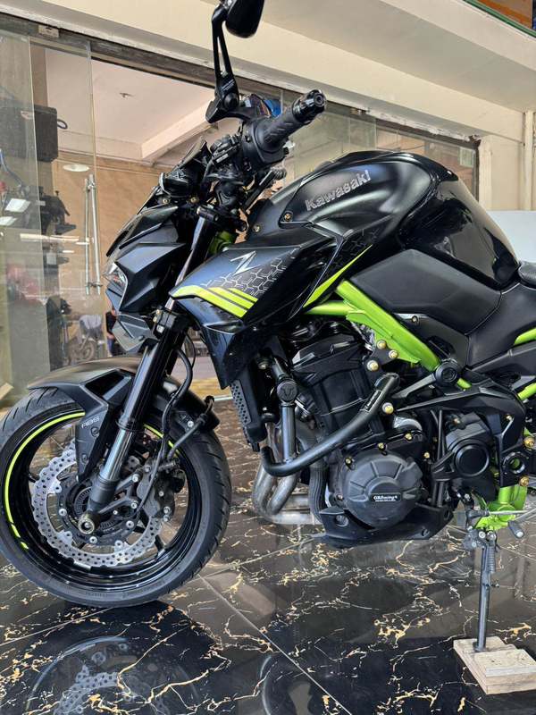 二手川崎Z900