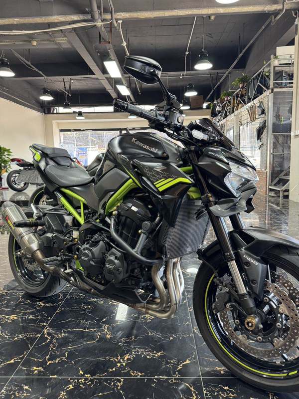 二手川崎Z900