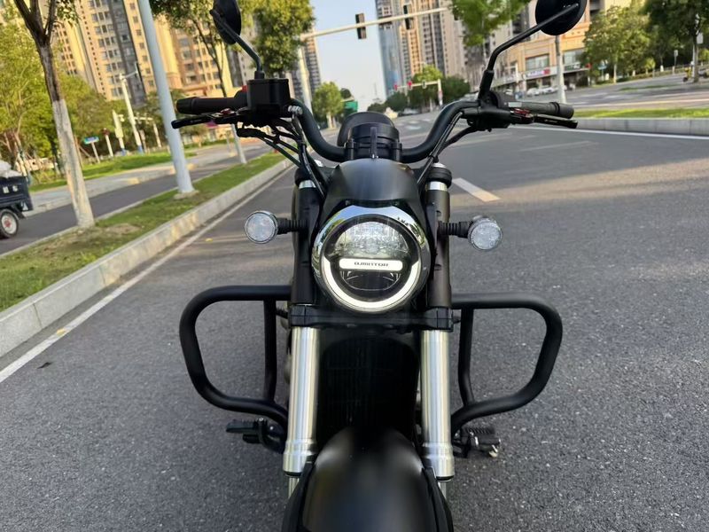 二手QJMOTOR闪300
