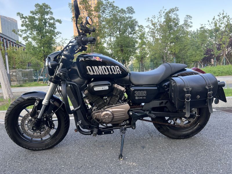 二手QJMOTOR闪300