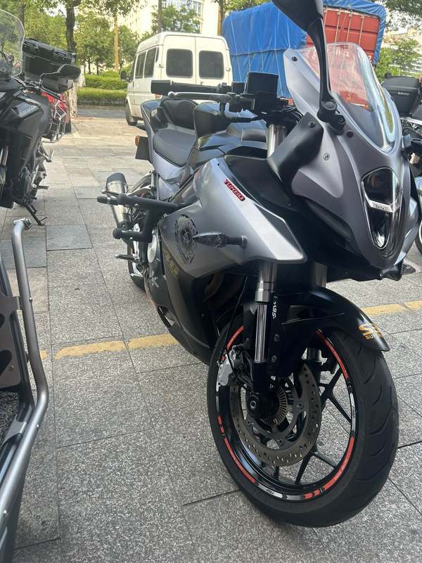 二手贝纳利龙卷风 Tornado 252R