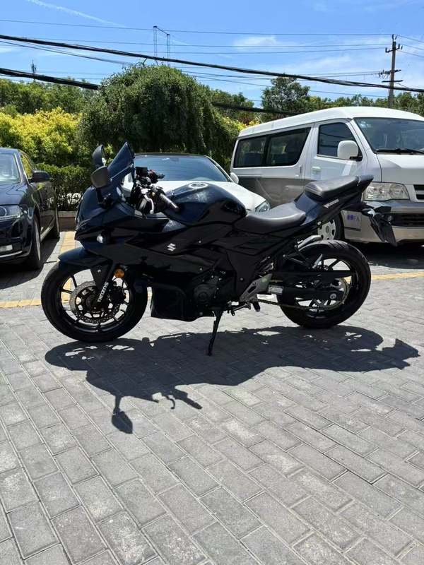 二手豪爵铃木GSX250R