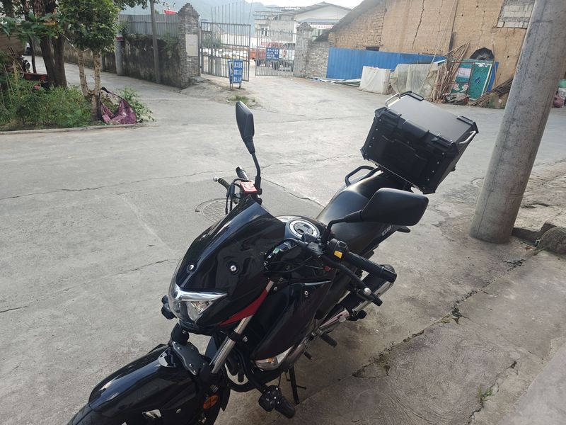二手豪爵铃木骊驰 GW250