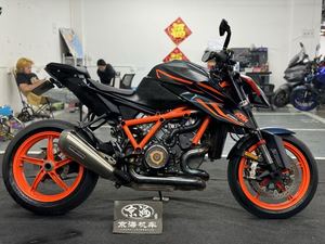 二手KTMR2R1290 Super Duke