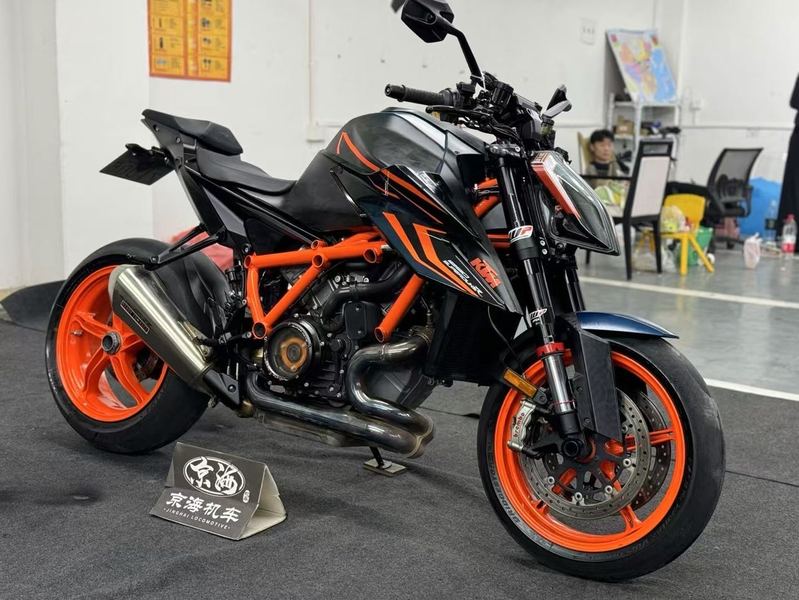 二手KTMR2R1290 Super Duke