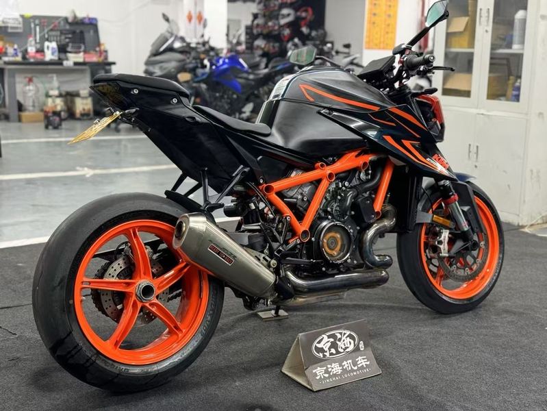 二手KTMR2R1290 Super Duke