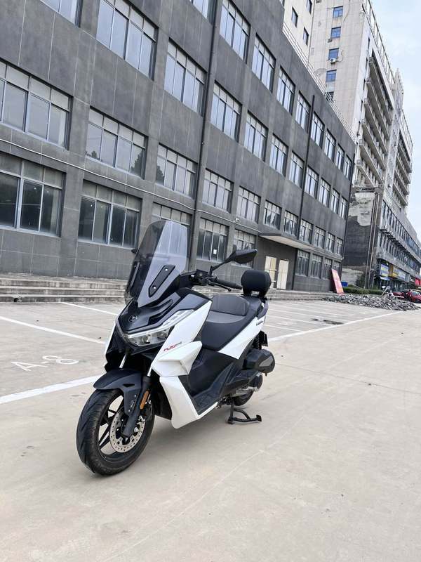 二手无极SR250GT