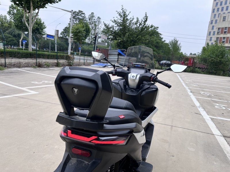 二手无极SR250GT