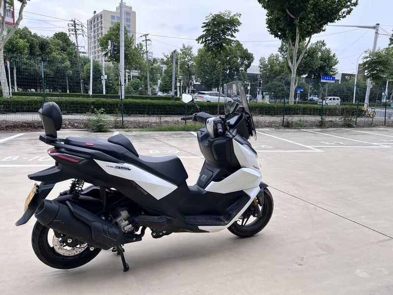 二手无极SR250GT