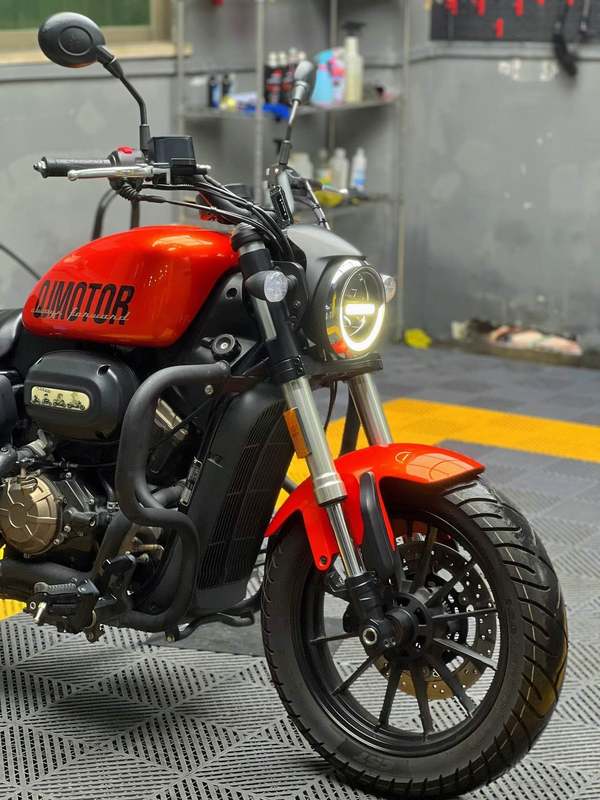 二手QJMOTOR闪300