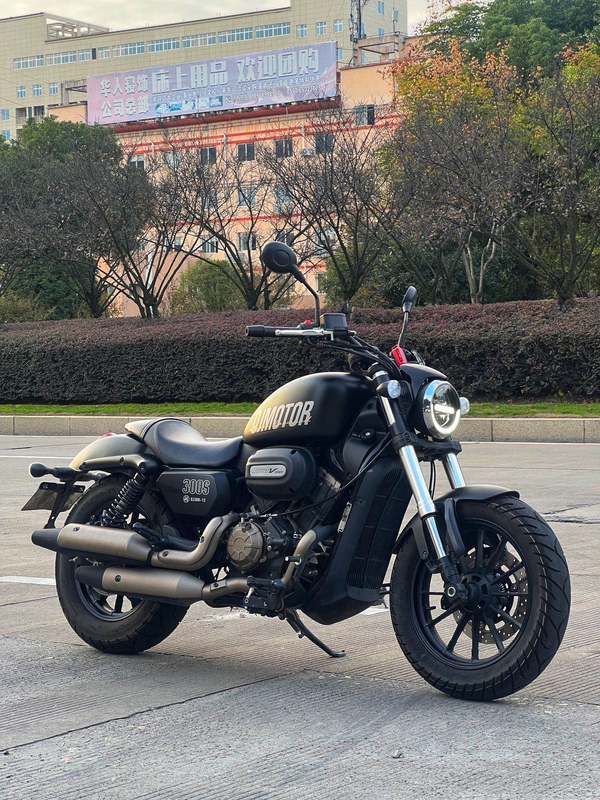 二手QJMOTOR闪300