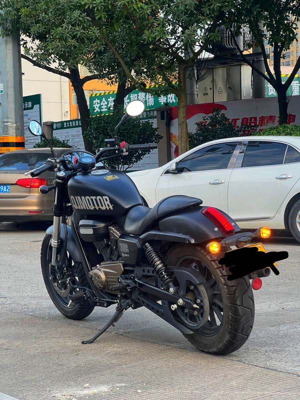 二手QJMOTOR闪300