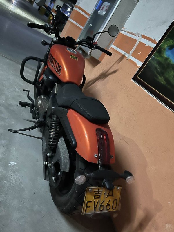 二手QJMOTOR闪300