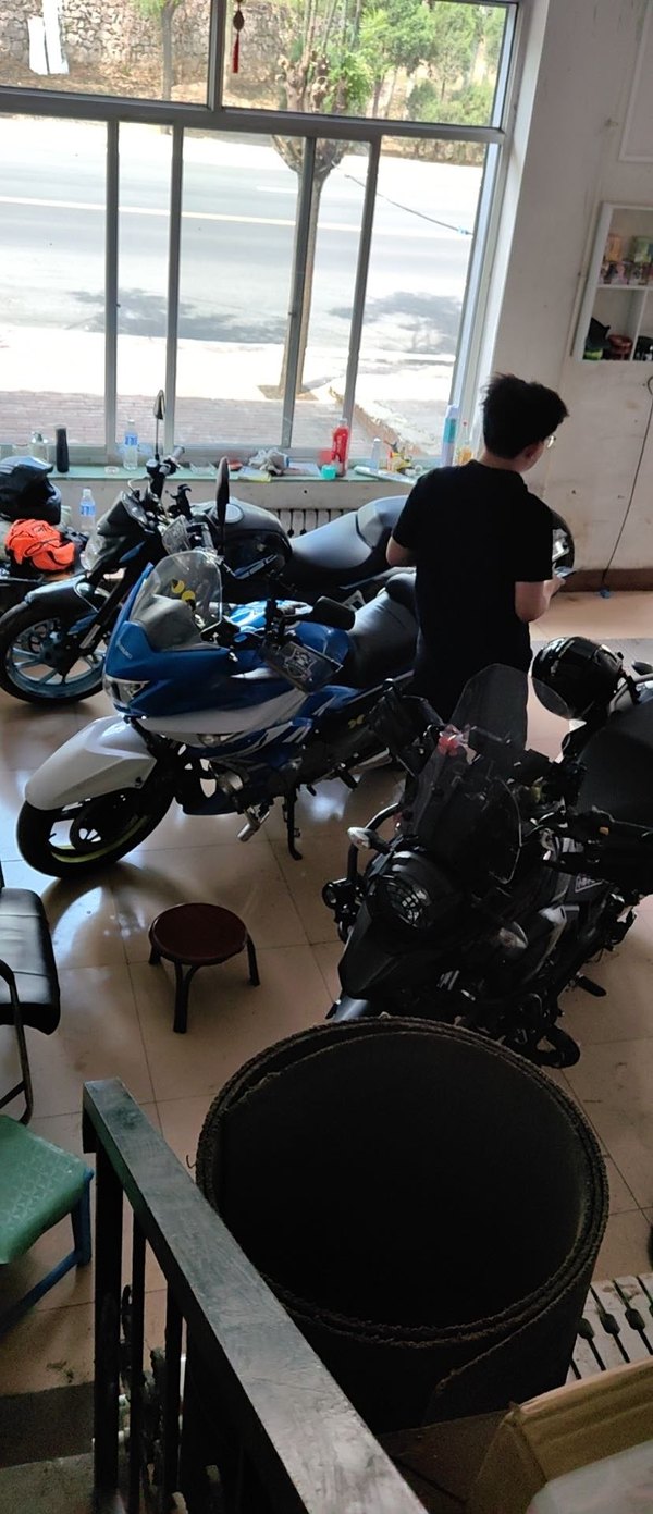二手铃木GW 250F Inazuma 