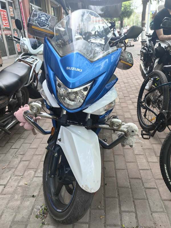 二手铃木GW 250F Inazuma 