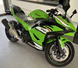 二手川崎Ninja 500