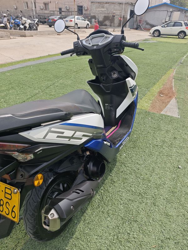 二手五羊本田NX125
