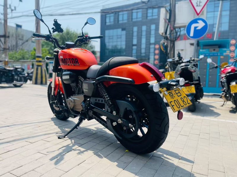 二手QJMOTOR闪300