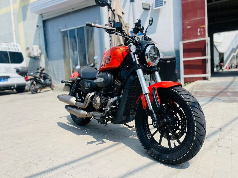 二手QJMOTOR闪300