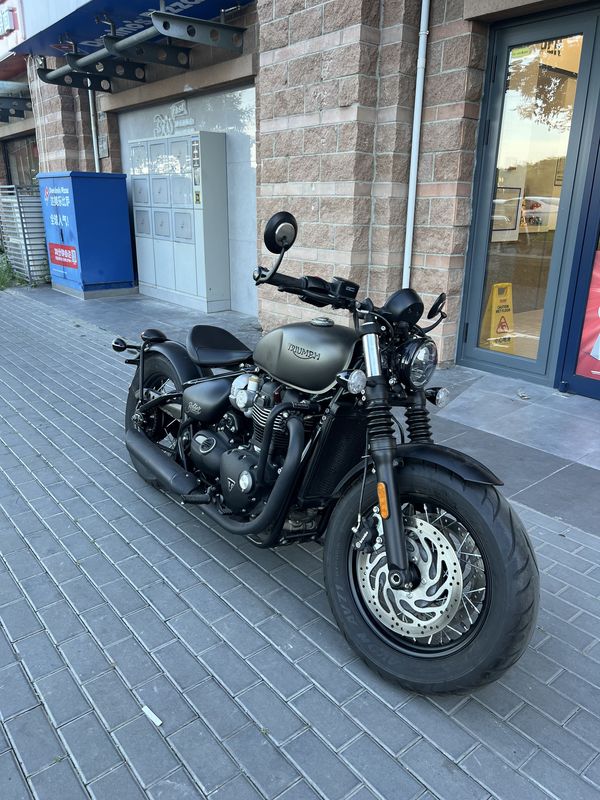 二手凯旋Bonneville Bobber