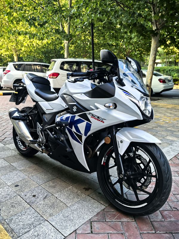 二手豪爵铃木GSX250R