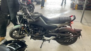 二手HUSQVARNA黑箭 401