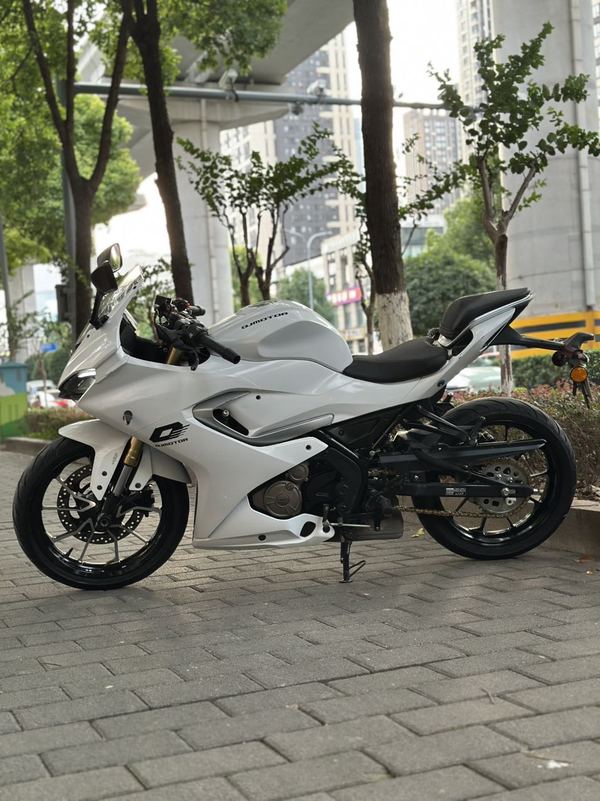 二手QJMOTOR赛250