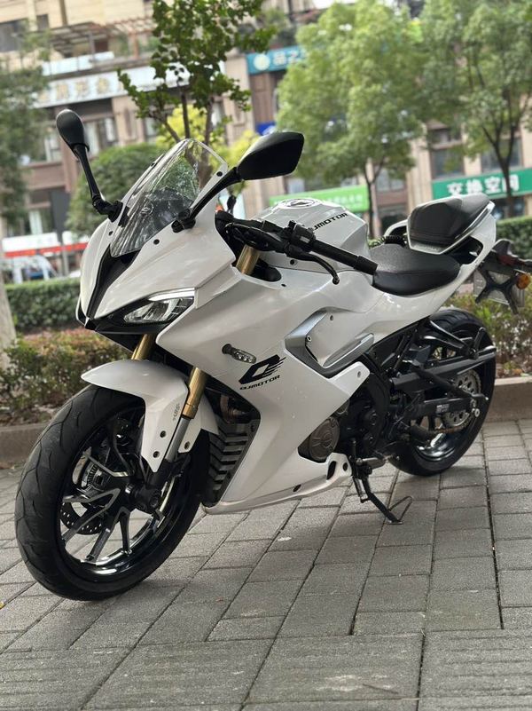二手QJMOTOR赛250