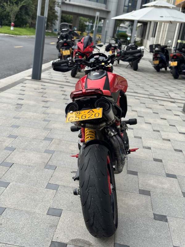 二手杜卡迪Hypermotard 950