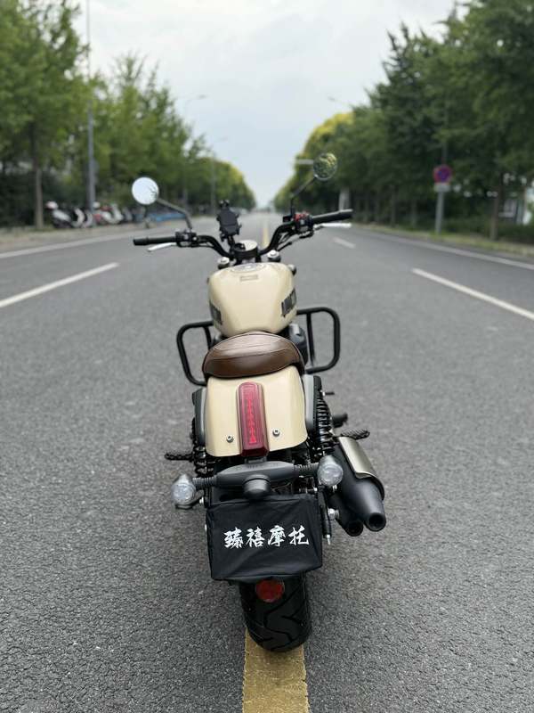二手QJMOTOR闪300