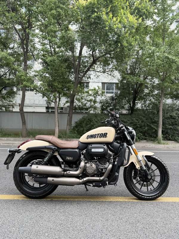 二手QJMOTOR闪300