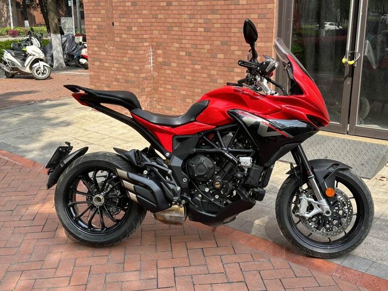 二手奥古斯塔Turismo Veloce 800