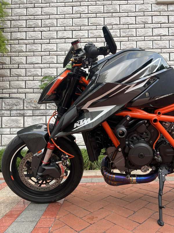 二手KTMR2R1290 Super Duke