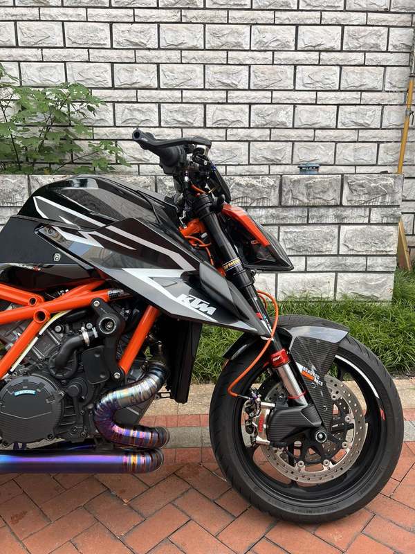 二手KTMR2R1290 Super Duke